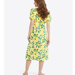 Draper James Miranda wrap dress in lemon blossom. Size 10 women. 100% linen.